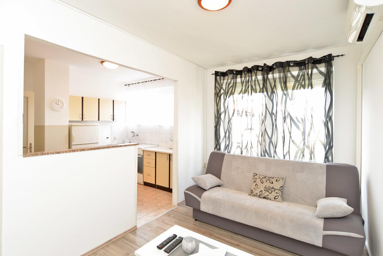 Apartment Branko 1601 Fazana Bagian luar foto