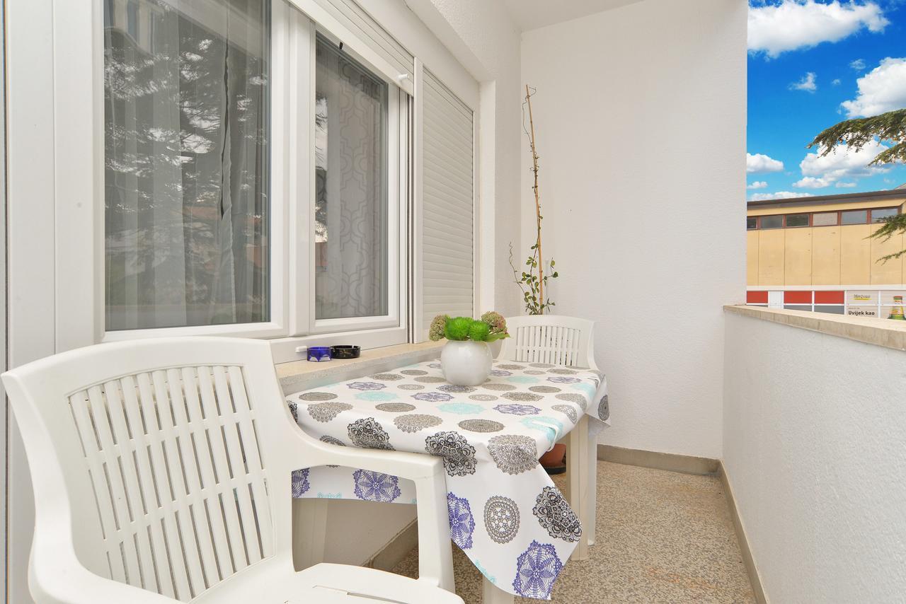 Apartment Branko 1601 Fazana Bagian luar foto