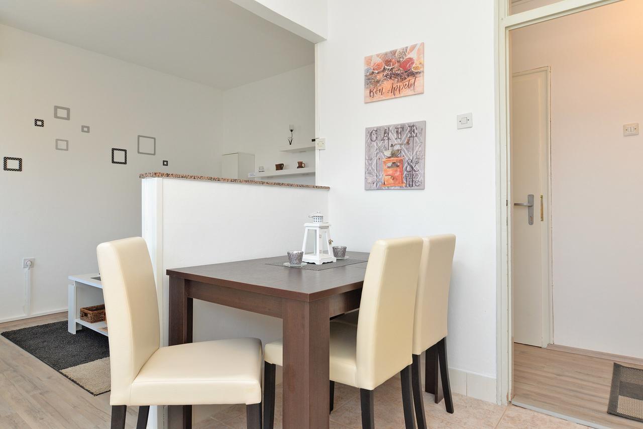 Apartment Branko 1601 Fazana Bagian luar foto